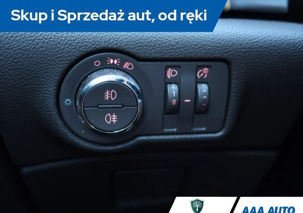 Opel Astra cena 40000 przebieg: 149096, rok produkcji 2014 z Mońki małe 254